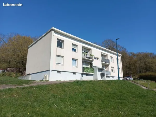Location d'un beau F4 en cours de rénovation avec chaudière individuel gaz dans un secteur calme et 