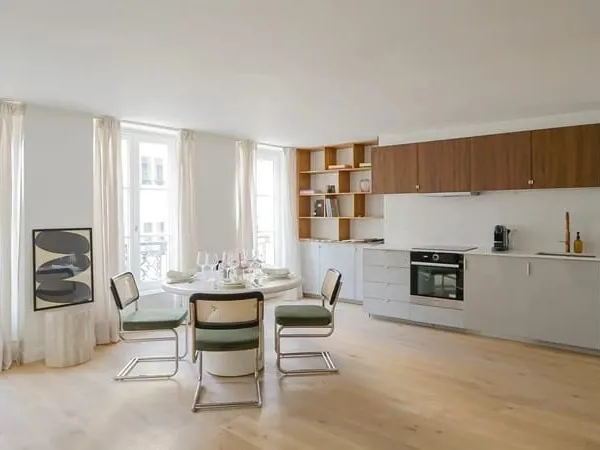 Paris 4e - RUE DU TEMPLE / SAINTE-AVOYE - Appartement à vendre - 63m² Carrez - 2 pièces - 1 chambre 