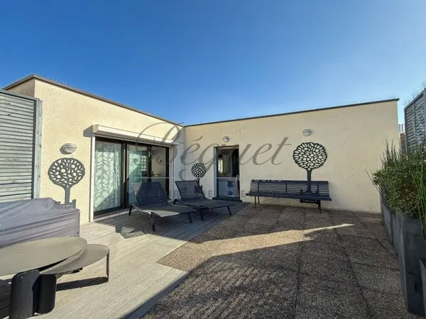 Appartement 4 pièces 150 m²