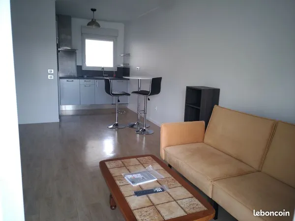 Location joli appartement T2 meublé centre ville