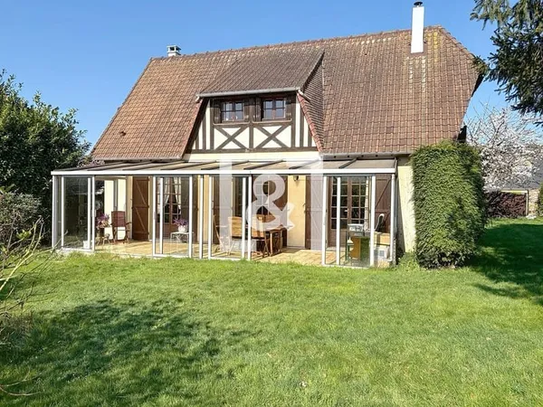 A Franqueville Saint Pierre 76520, maison 4 pièces de 100 m2 habitables + véranda