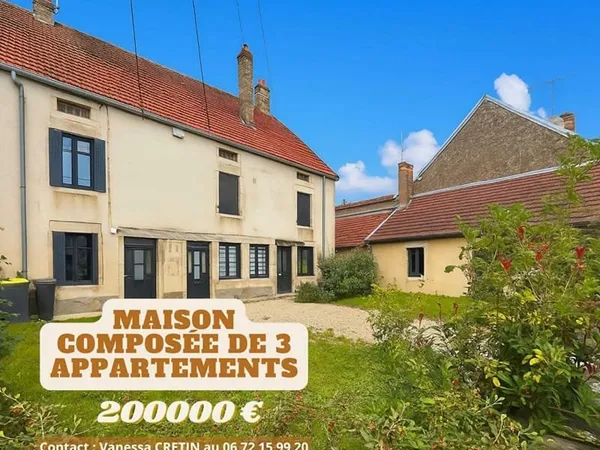 70120 - LAVONCOURT - Maison avec 3 appartements - Prix : 200000 honoraires charge vendeur