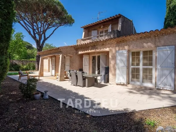 Maison avec piscine à Gassin