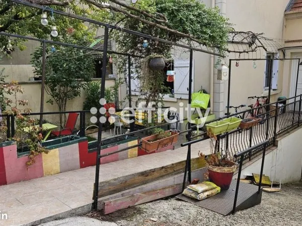 Pavillon 7 pièces 148 m²