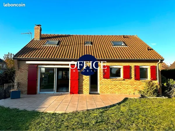Lens - quartier résidentiel - semi plain-pied 106 m2, 3 chambres dont 1 au rdc, sous-sol complet