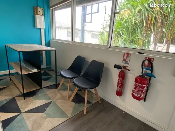 Local bureaux Jarry 60 m2