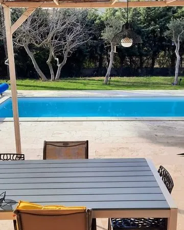 Uzès à pied