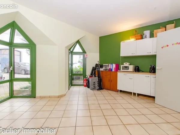 Local commercial 74 m² Saint-Marcellin