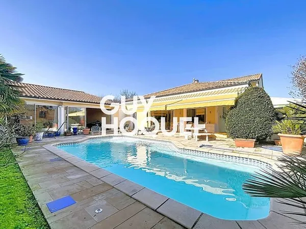 Villa d'Architecte 4 Chambres + Investissement locatif et terrain de 2238 m² environ - 71000 SANCE