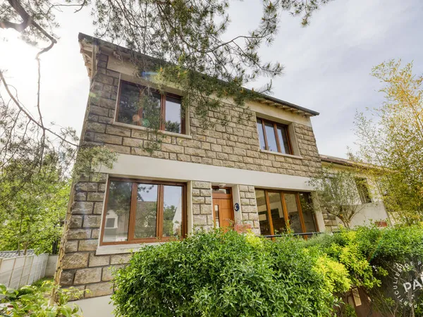 Maison 6 pièces 167 m²