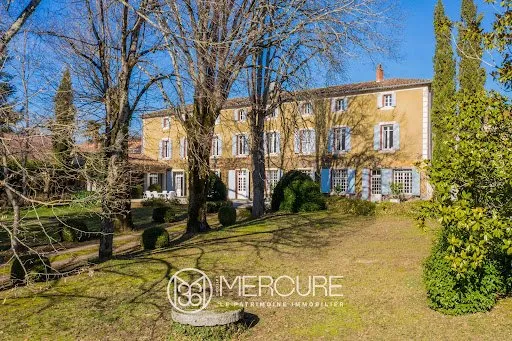Propriété 16 pièces 500 m²