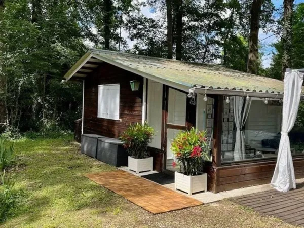 Chalet dans parc de loisirs