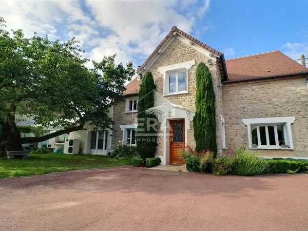 Maison 7 pièces 178 m²