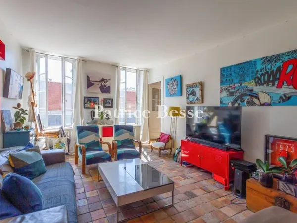 Entre Saint-Germain-des-Prés et le Bon Marché, un appartement de