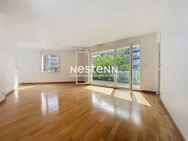 ISSY LES MOULINEAUX - FORT D'ISSY - Vente appartement 4 pièces de 92,30 m² avec un balcon de 10,90 m