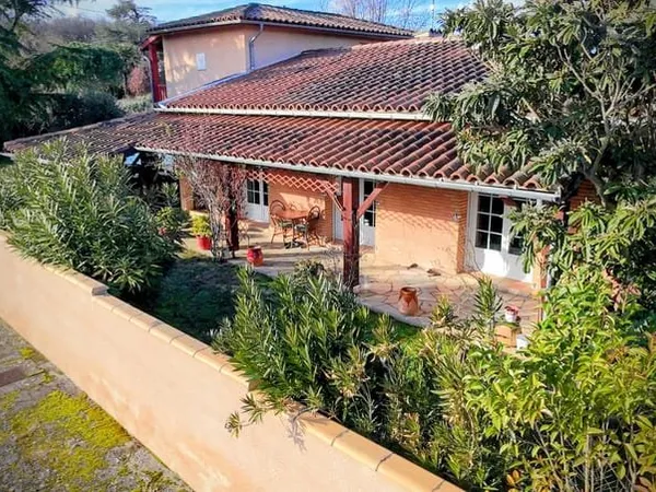 Maison 4 pièces sur 1000m2 avec garage