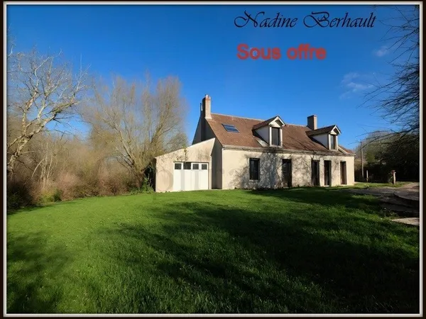 Maison à vendre 3 chambres - rénovation 2024 - terrain 3600 M², sans vis à vis - salon - séjour - ch