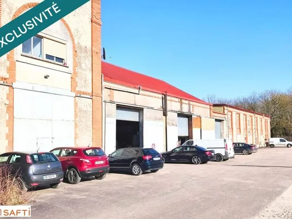 Bel ensemble composé de 6 cellules divisibles pour des activités artisanales, industrielles ou de st