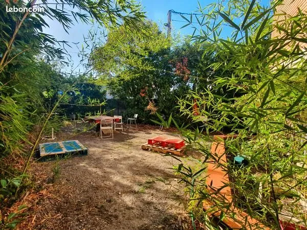 Colocation dans maison avec jardin
