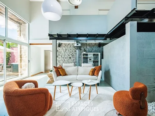 Grange rénovée aux allures de loft new-yorkais