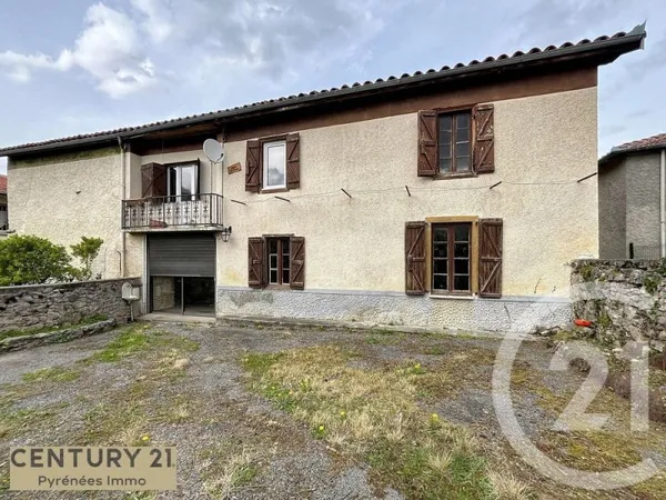 Maison 9 pièces 300 m²