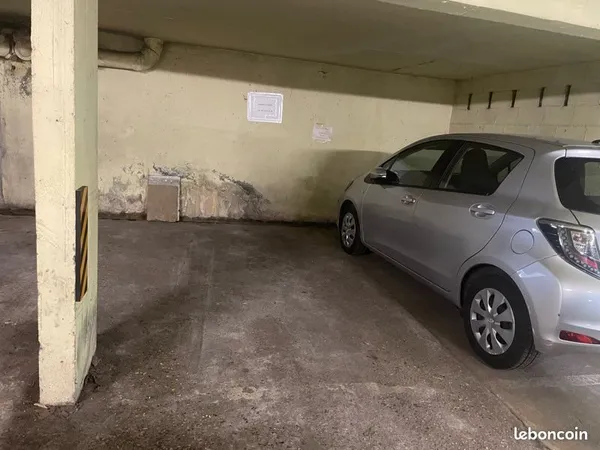 Parking à louer