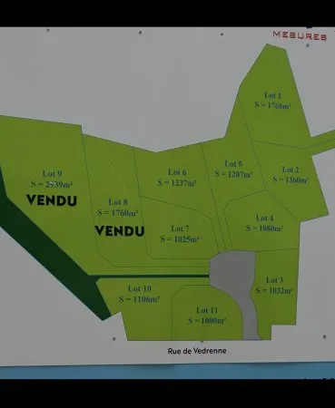 Terrain 1360 m²