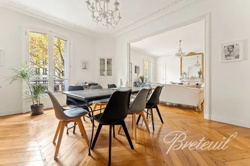 Appartement 6 pièces 163 m²