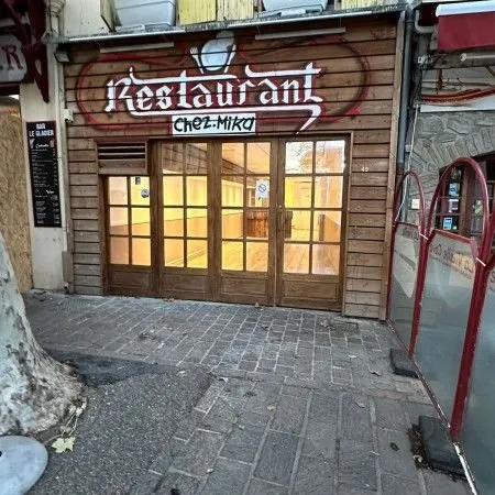 Local commercial 75 m²