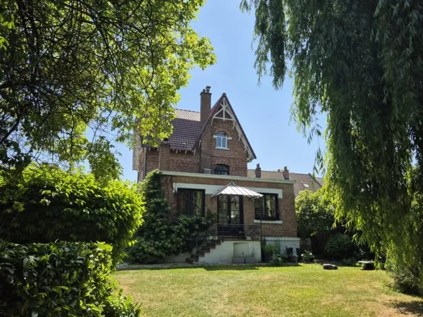 Maison 10 pièces 188 m²