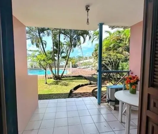 À VENDRE - STUDIO AVEC TERRASSE AU DOMAINE DE BELFOND - SAINTE-ANNE