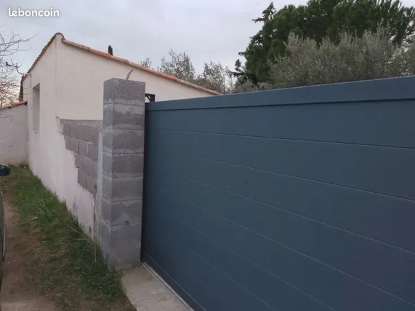 Location appartement a Mèze idéal pour une ou deux personnes maximum