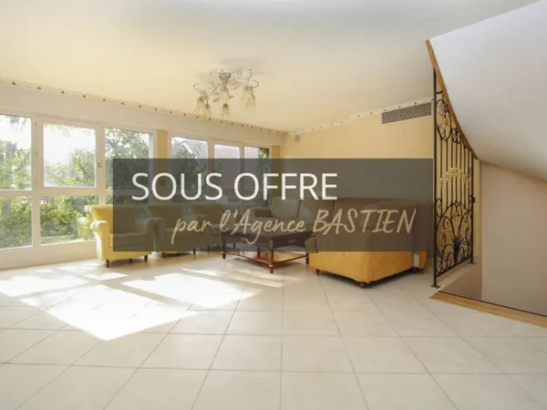 VENTE - EXCLUSIVITE - T5 BIS DE 195 m2 HAB. AVEC COUR PRIVEE