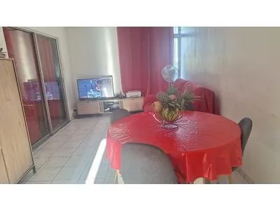 Bel appart.de type T4 à vendre à PaP