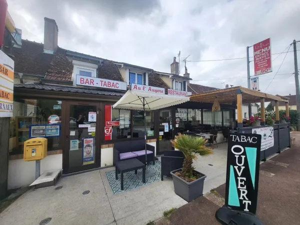 Bar tabac FDJ restaurant avec logement