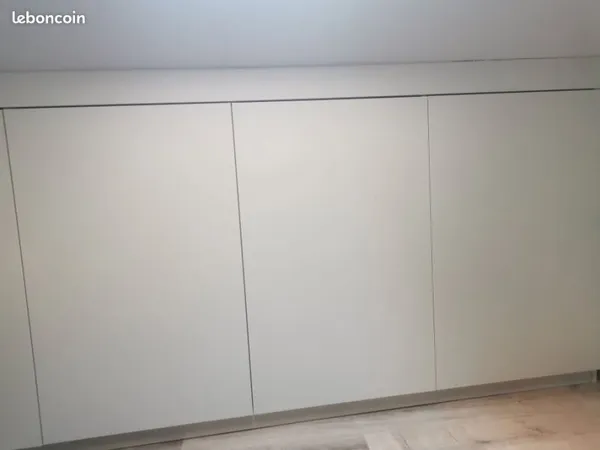 Location - Appartement Paris 10eme