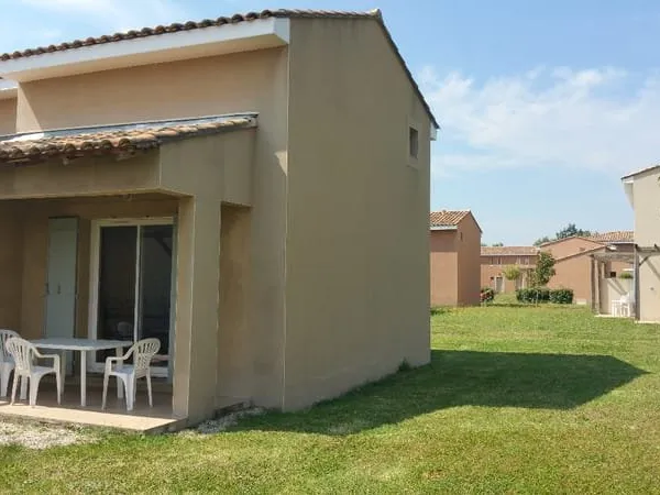 EXCLUSIVITÉ A SAINT SATURNIN LES AVIGNON - APPARTEMENT / TYPE 2 MAISON A VENDRE DANS RÉSIDENCE AVEC 