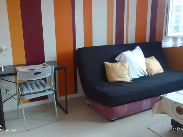 Studio 1 pièce 21 m²