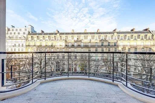 Appartement 4 pièces 91 m²