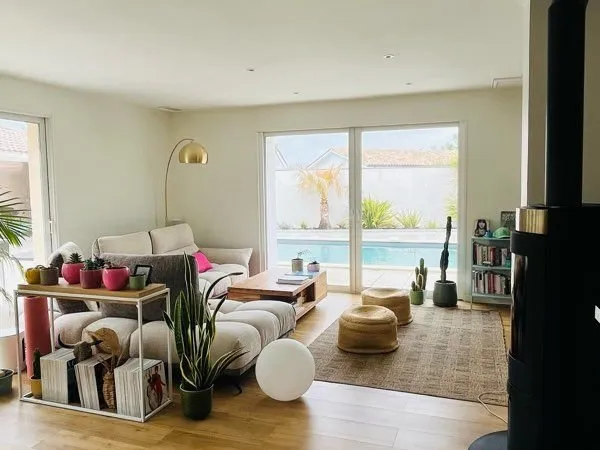 Maison familiale 5 ch - 167 m² - piscine - sans vis-à-vis - Magudas