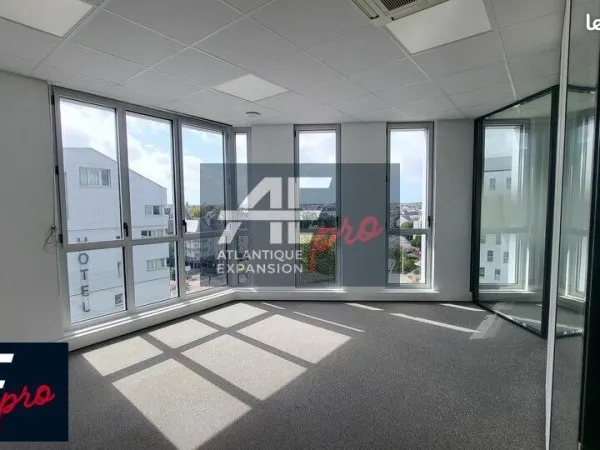 BUREAUX 408 m² SAINT NAZAIRE