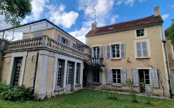 Maison 7 pièces 225 m²