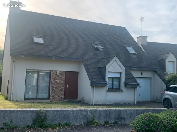 Maison 5 chambres à DOMLOUP