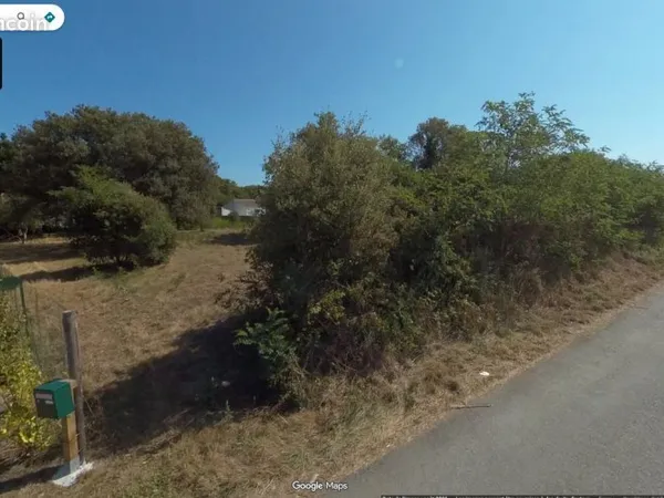Terrain constructible à 70% de 870 m² - Île d'Yeu (Ker Bossy) - exposition sud - emplacement central