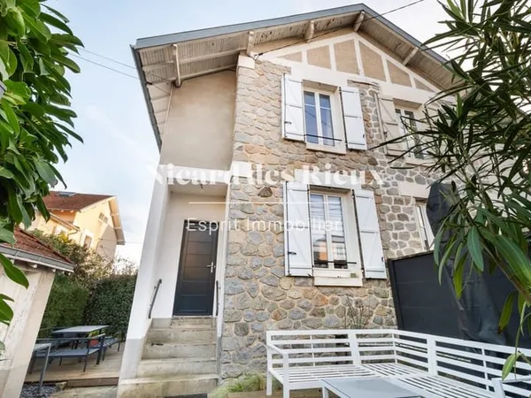 Maison années 30 avec extension moderne - harmonie du charme