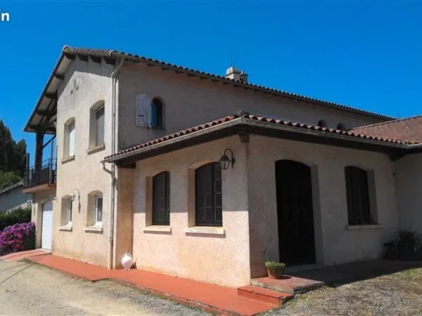 Maison 177m2 avec studio et dépendances