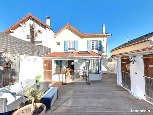 Propriété 5 pièces 106 m²