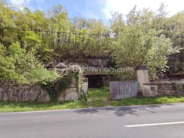 Terrain 3 173 m² Amboise