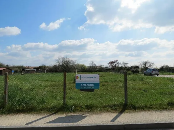 MEDOC- CISSAC Terrain de 1120 m2