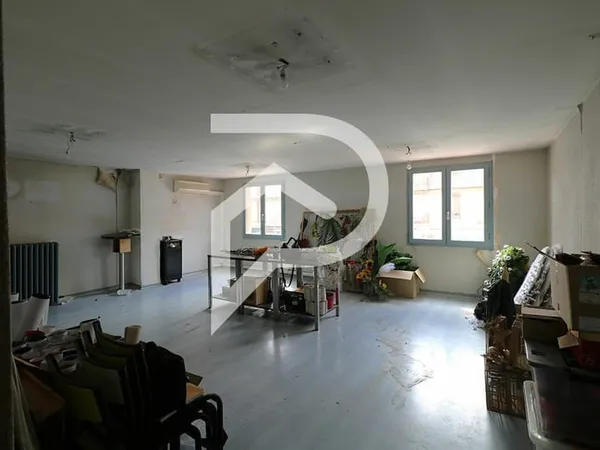 Plateaux à aménager à Tarbes : 155 m² environ